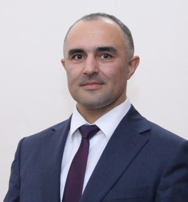 Юрий Гамзатов