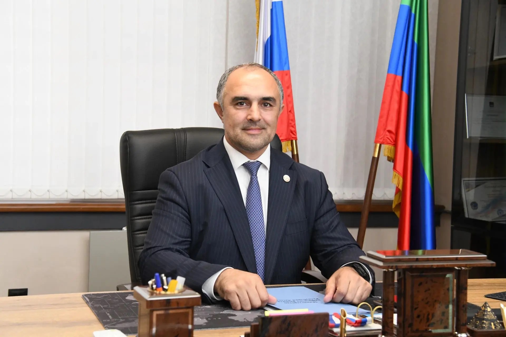 Гамзатов Юрий Валериевич