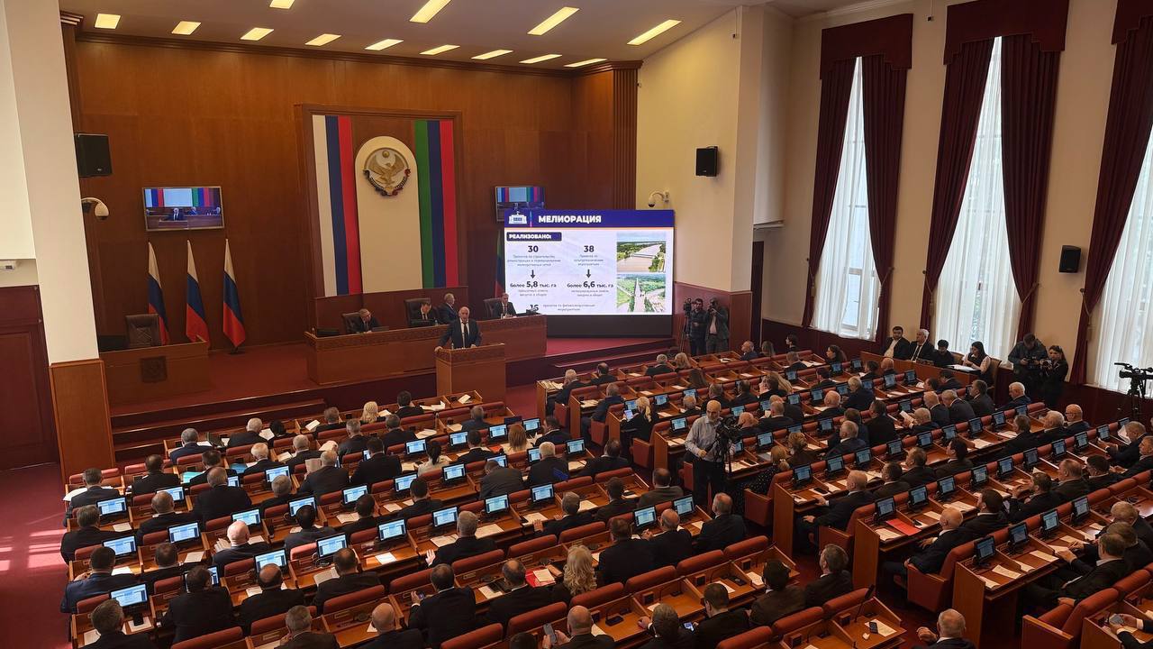 Юрий Гамзатов: «2025 год стал для Дагестана временем масштабных перемен и уверенного роста»