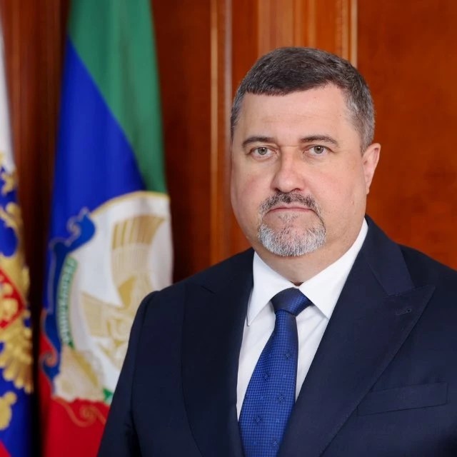 Поздравление временно исполняющему обязанности Главы Республики Дагестан Федору Щукину