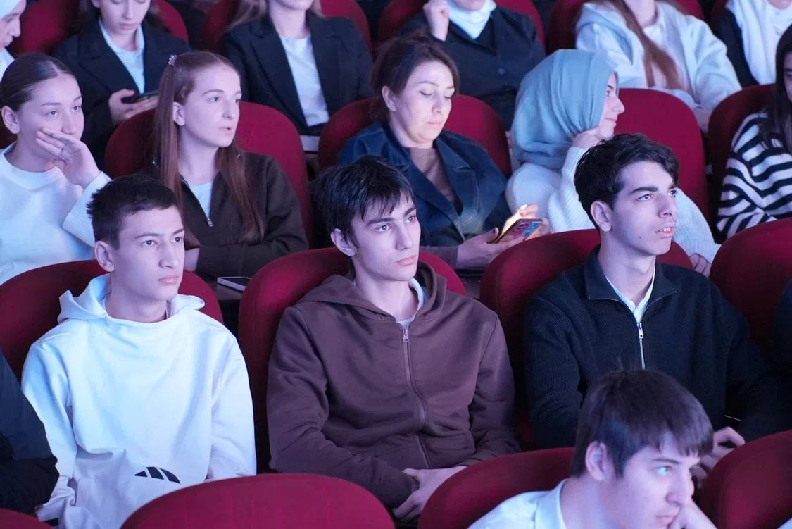 «IT Юниор»: школьники Дагестана открыли для себя мир цифровых возможностей