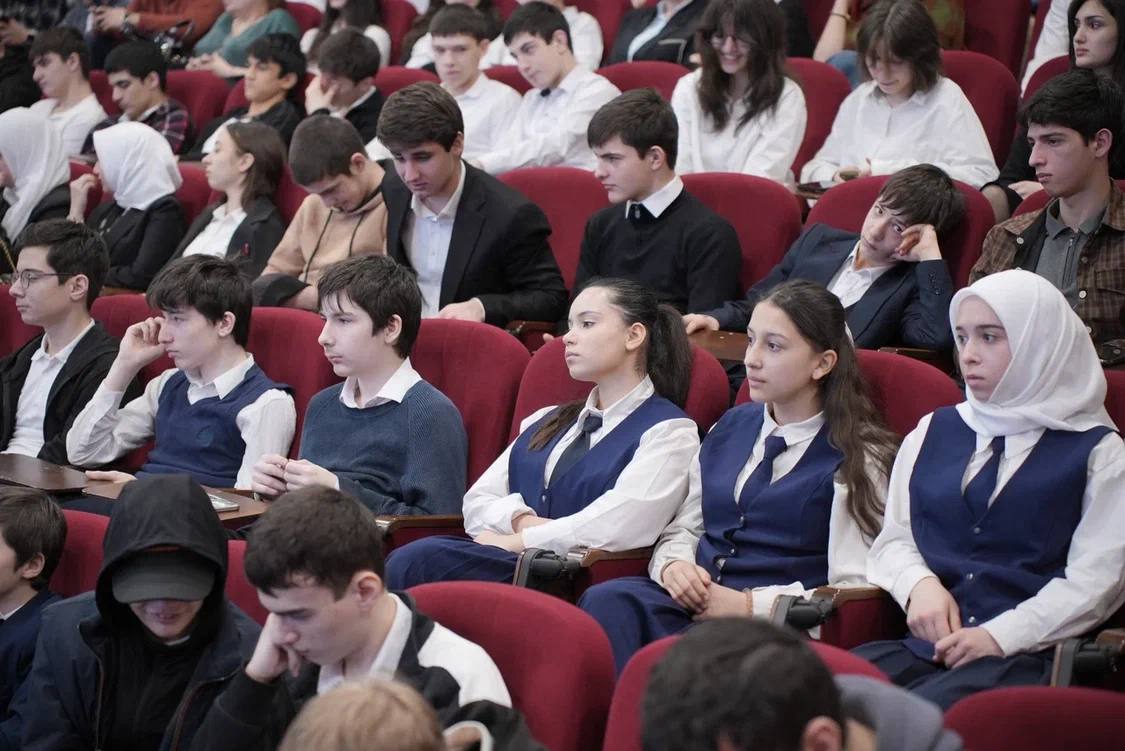 «IT Юниор»: школьники Дагестана открыли для себя мир цифровых возможностей