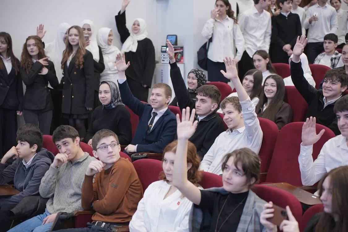 «IT Юниор»: школьники Дагестана открыли для себя мир цифровых возможностей
