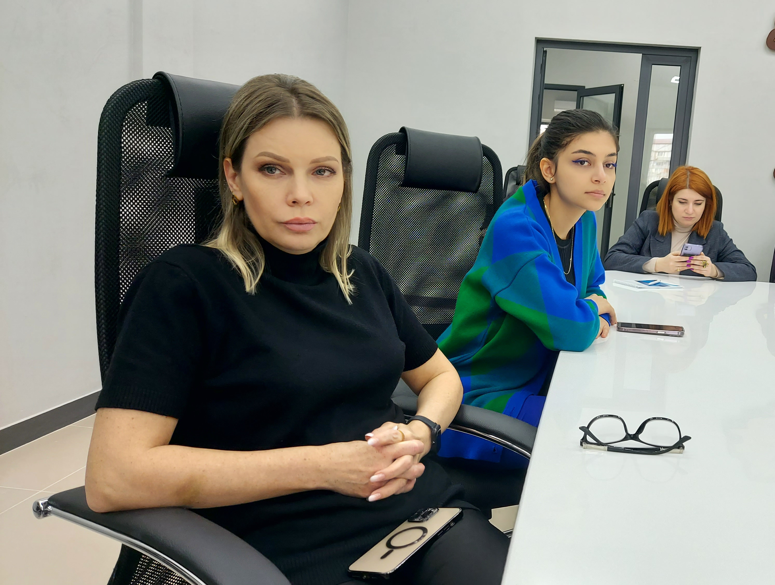 Как правильно оказывать первую медицинскую помощь, рассказали сотрудникам Минцифры Дагестана.
