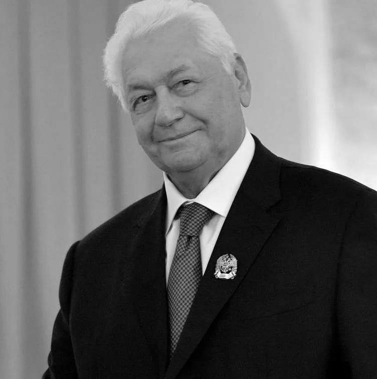 Ушёл из жизни Магомедали Магомедович Магомедов – почётный председатель Госсовета РД, мудрый и отзывчивый человек, настоящий патриот Дагестана и России.