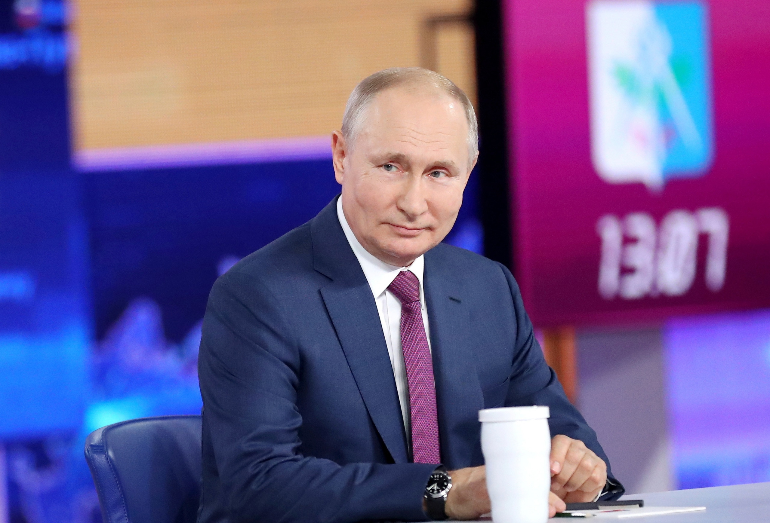 Отправить свой вопрос Президенту Владимиру Путину можно через МФЦ Дагестана