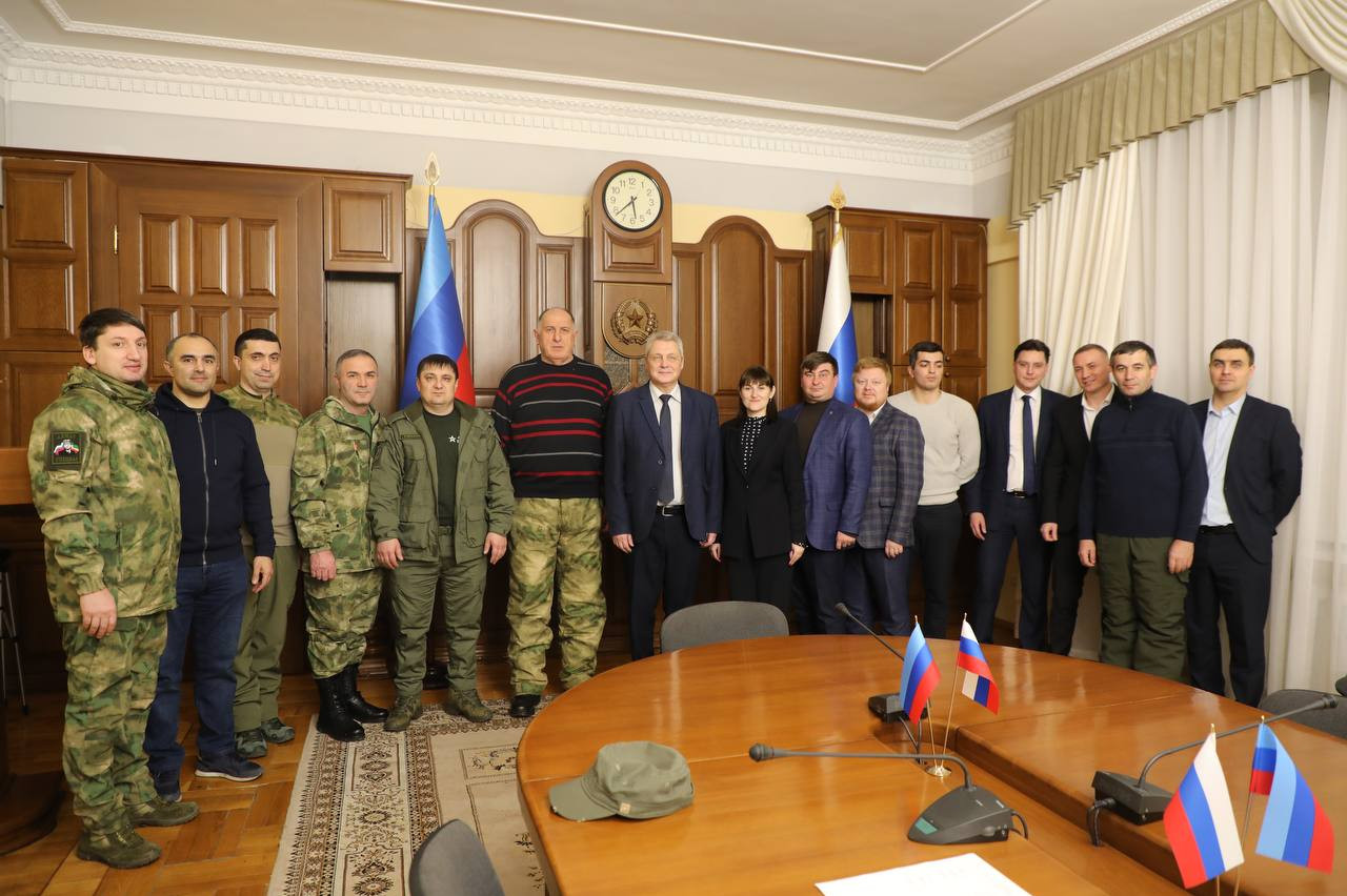 Абдулмуслим Абдулмуслимов прибыл в Луганск