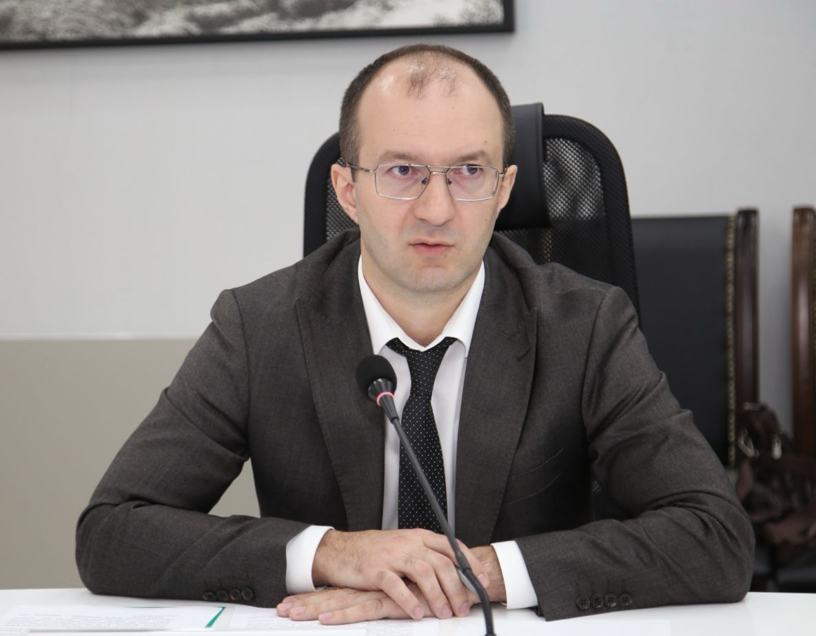 В Минцифры РД обсудили внедрение клиентоцентричности в рамках проекта "Государство для людей"