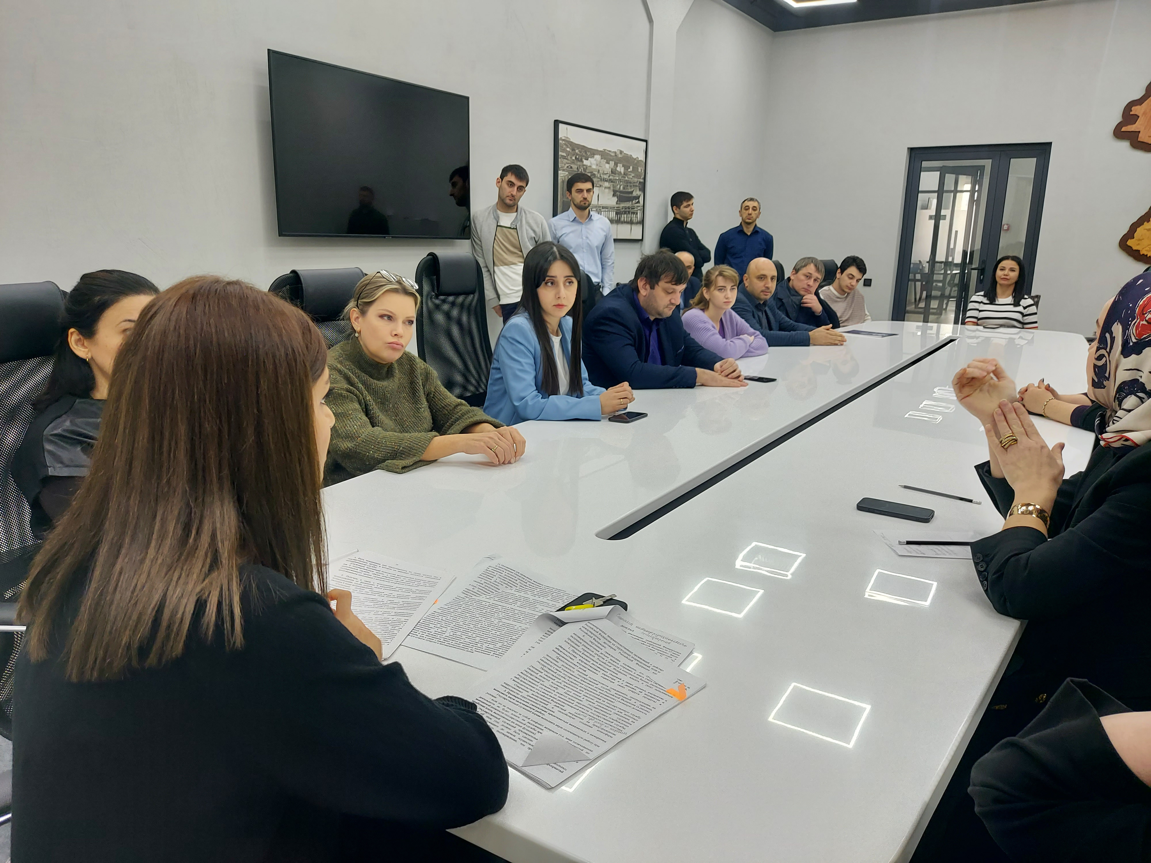 В Минцифры Дагестана прошел семинар на тему: «Антикоррупционные стандарты»