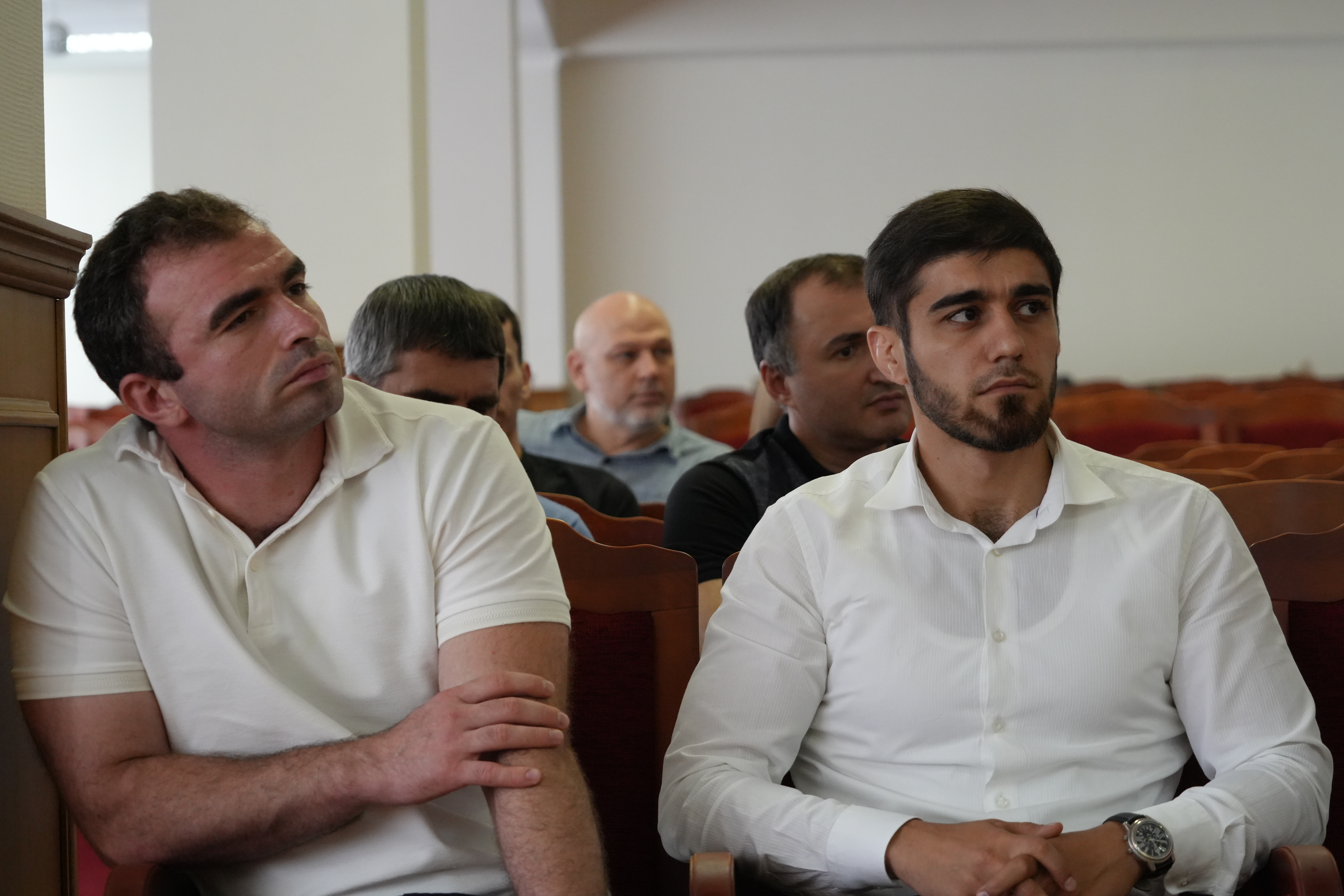 Сотрудники Минцифры Дагестана провели семинар по вопросам цифровизации в мэрии Махачкалы