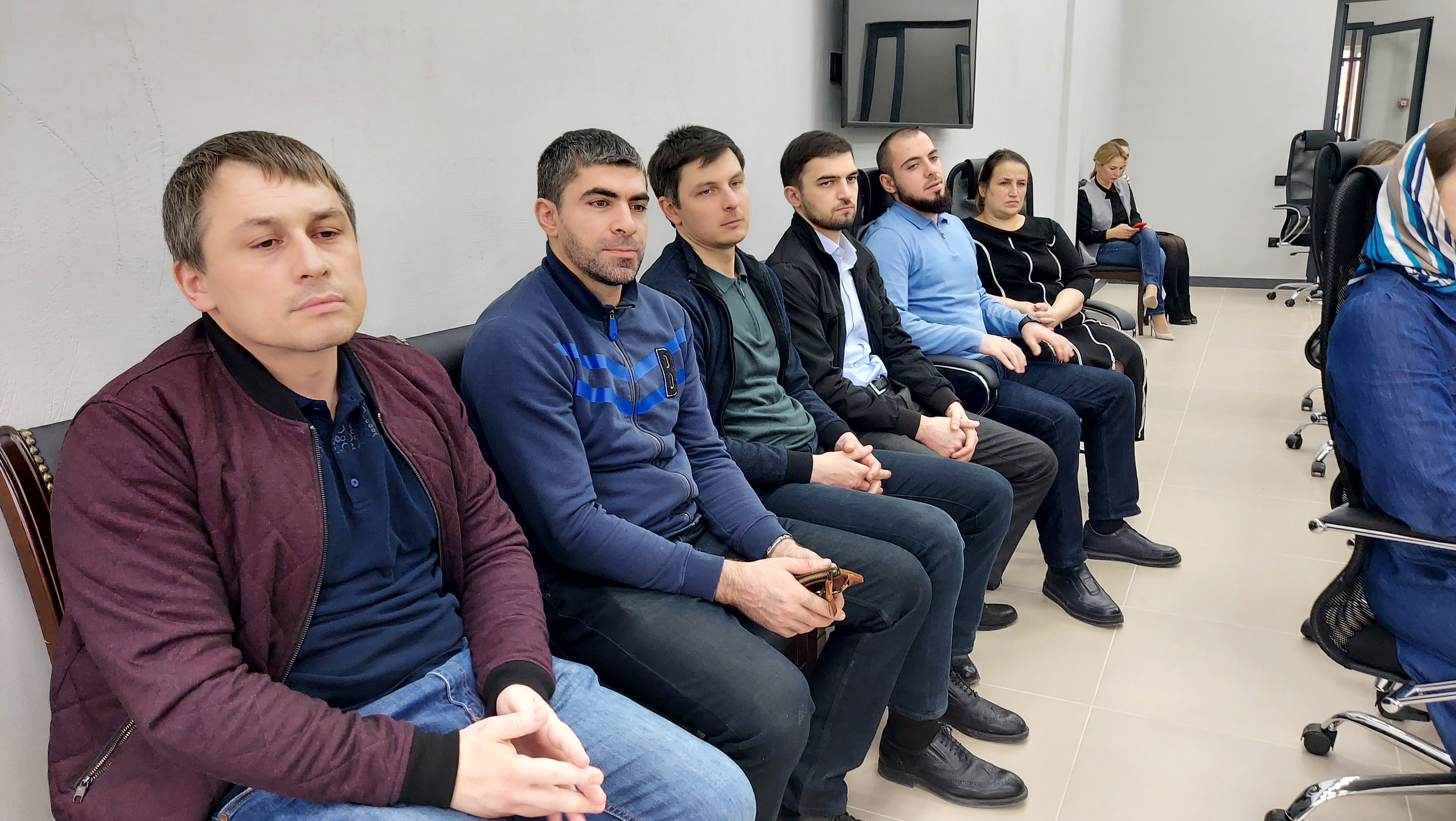 Как правильно оказывать первую медицинскую помощь, рассказали сотрудникам Минцифры Дагестана.