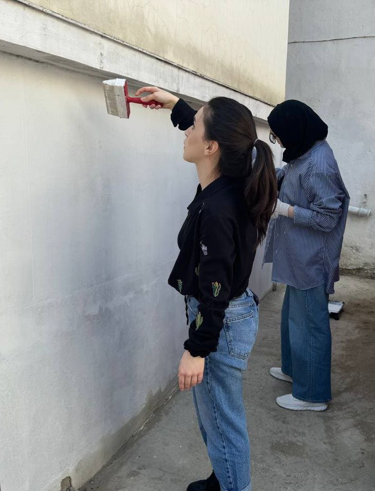Коллектив Минцифры Дагестана принял участие в общереспубликанском субботнике