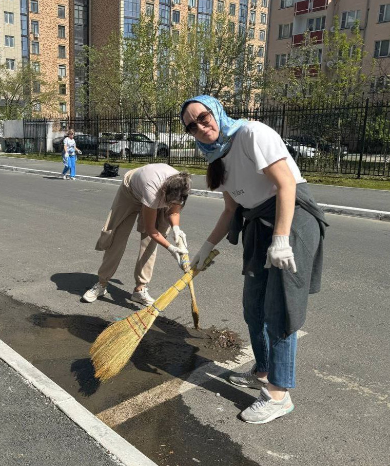 Коллектив Минцифры Дагестана принял участие в общереспубликанском субботнике