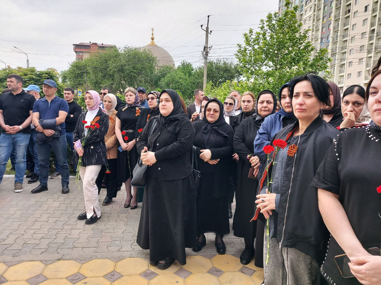 МФЦ Дагестана увековечил память сотрудника, погибшего в ходе СВО