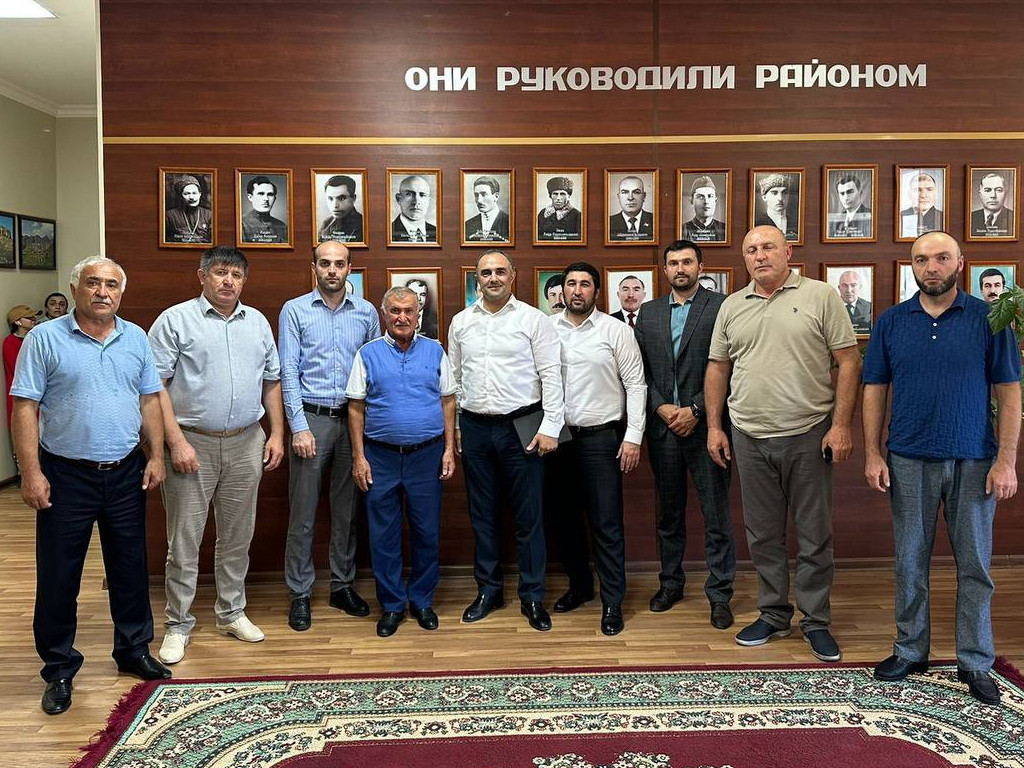 Лакский район с рабочей поездкой посетил министр цифрового развития Республики Дагестан -  Юрий Гамзатов