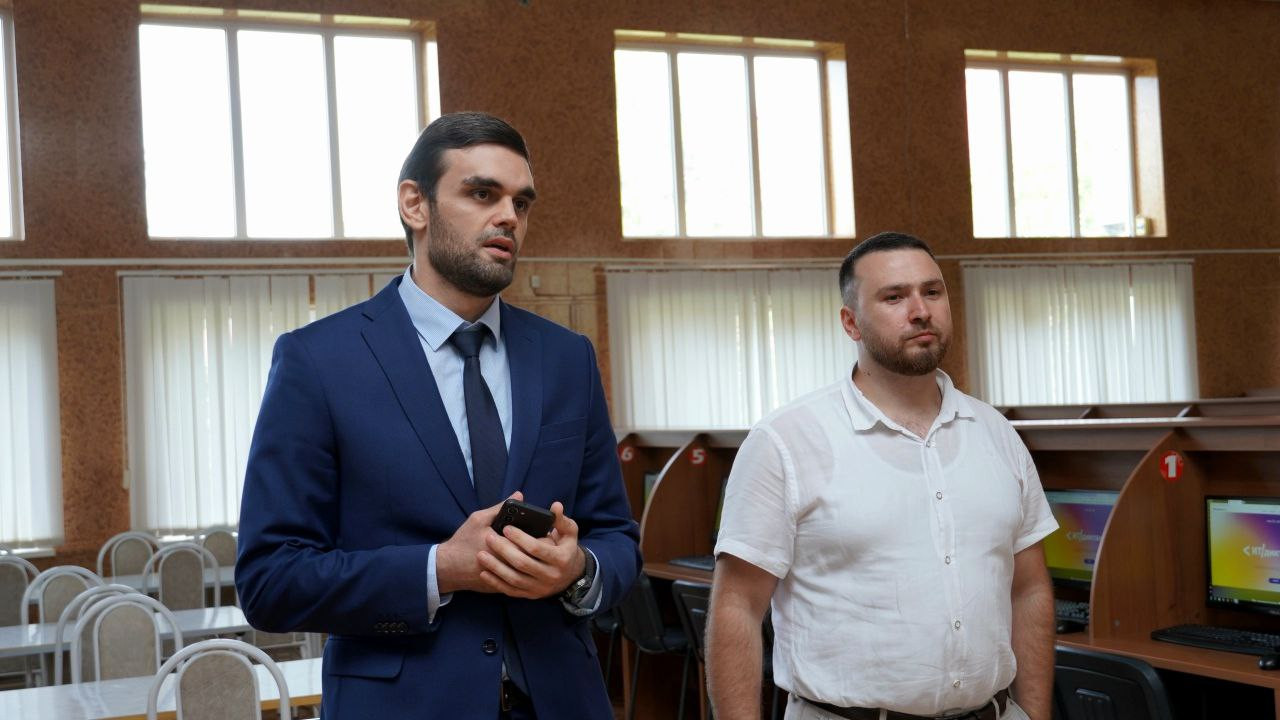 Более 60 студентов ДГТУ приняли участие в ИТ-диктанте, приуроченном ко Дню программиста в России