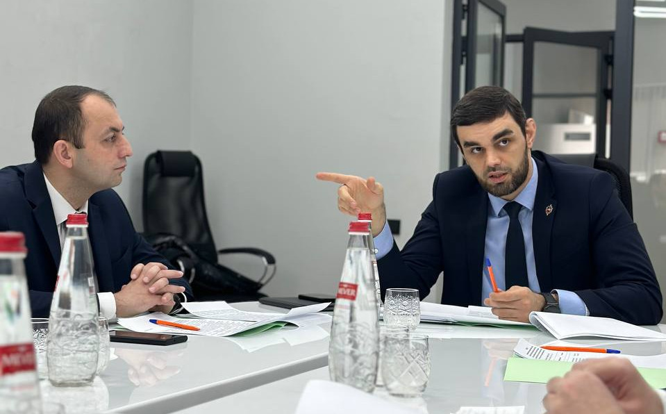 19 января 2024 года прошло заседание Комиссии по соблюдению требований к служебному поведению государственных гражданских служащих РД, замещающих должности государственных гражданских служащих РД в Минцифры Дагестана и урегулированию конфликта интересов