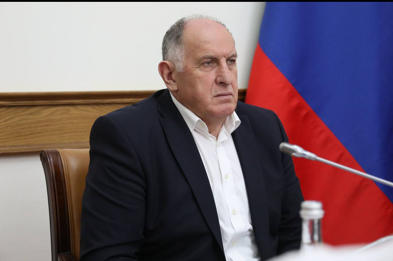 Абдулмуслим Абдулмуслимов провел заседание правкомиссии по защите информации